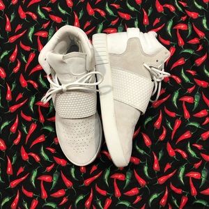 Adidas Tubular invader strap